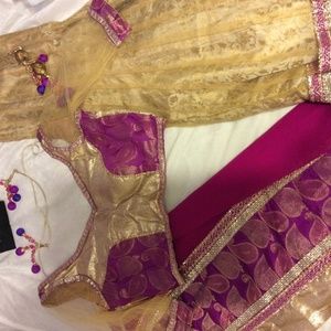 Indian Wedding Blouse Skirt Dupatta